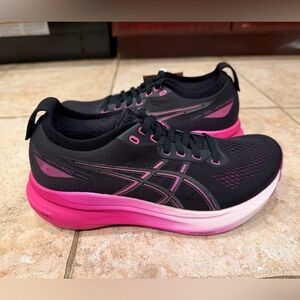 ASICS Gel Kayano 31 - Black Bold Magenta